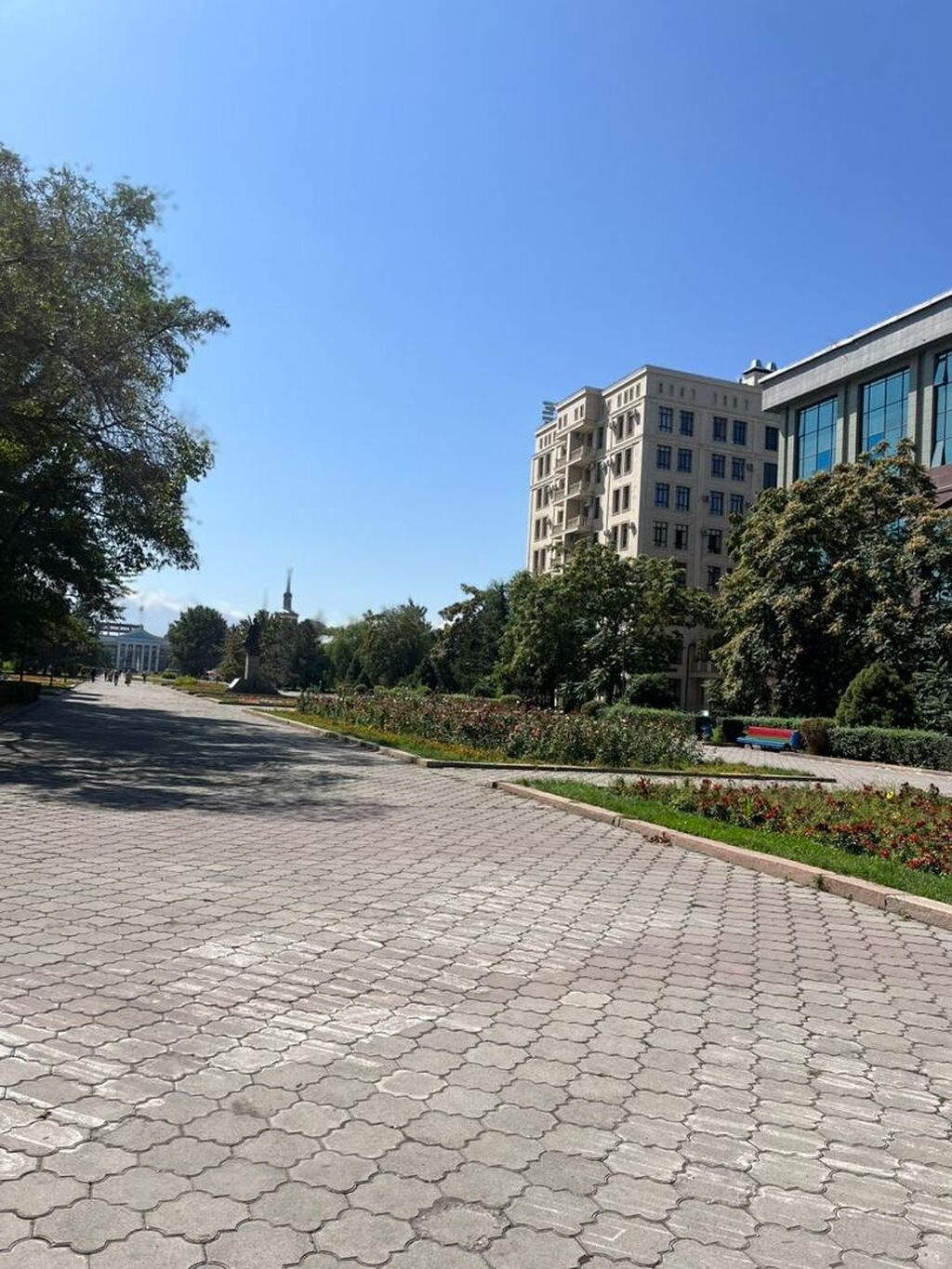 3 комнаты, 95 м², Сталинка, 3 этаж, Косметический ремонт: фото 2