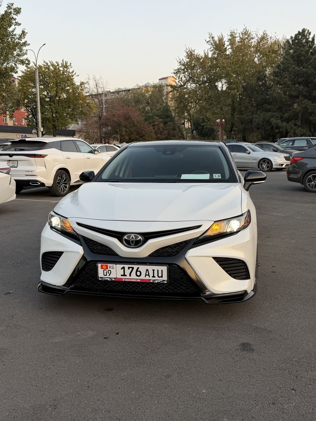 Toyota Camry: 2021 г., 3.5 л, Автомат, Бензин, Седан: фото 3
