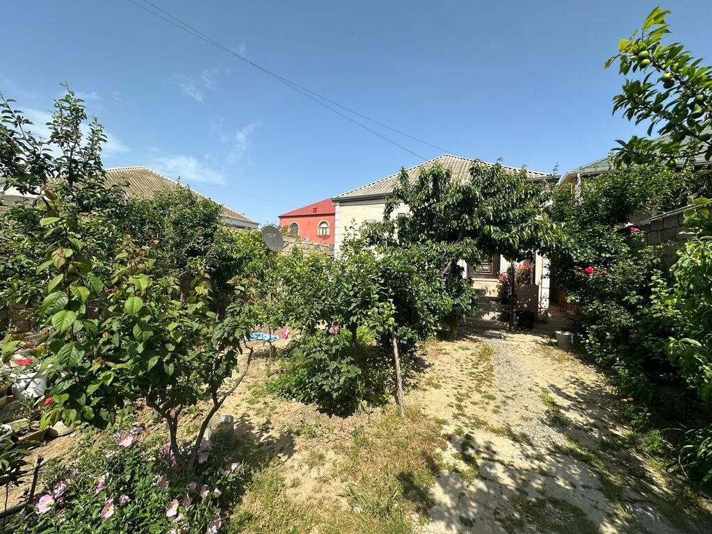 4 otaqlı, 135 kv. m, Kredit yoxdur, Yeni təmirli