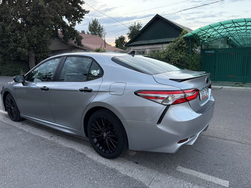 Toyota Camry: 2020 г., 2.5 л, Автомат, Бензин, Седан: фото 6