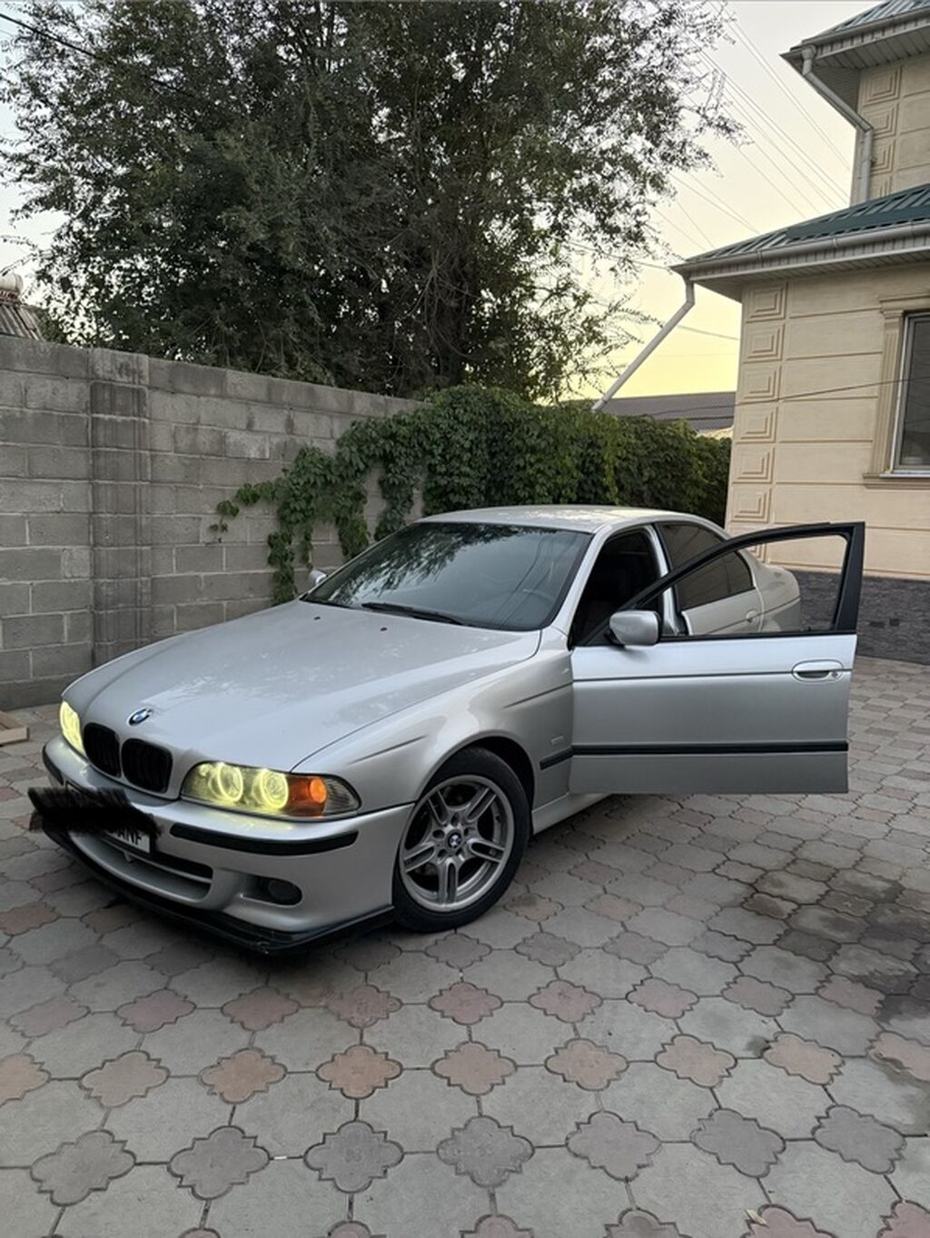 BMW 5 series: 2003 г., 3 л, Автомат, Бензин, Седан: фото 2