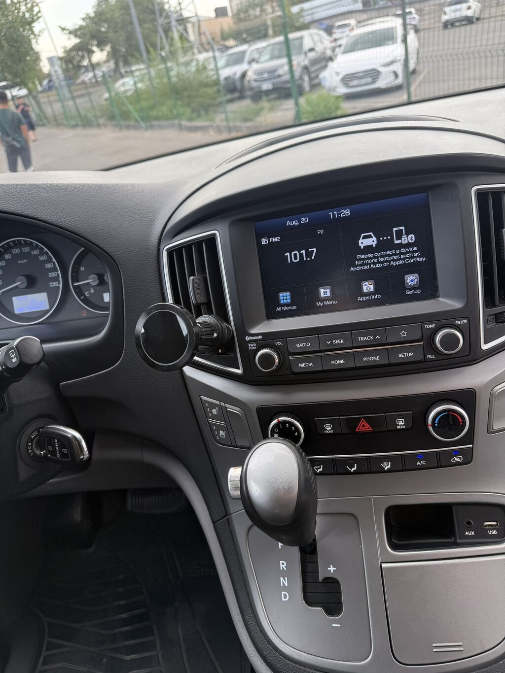 Hyundai Starex: 2020 г., 2.5 л, Автомат, Дизель, Фургон: фото 5