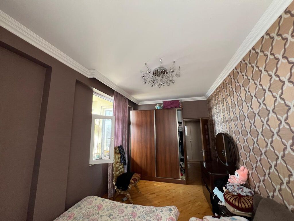 3 otaqlı, Yeni tikili, 137 kv. m