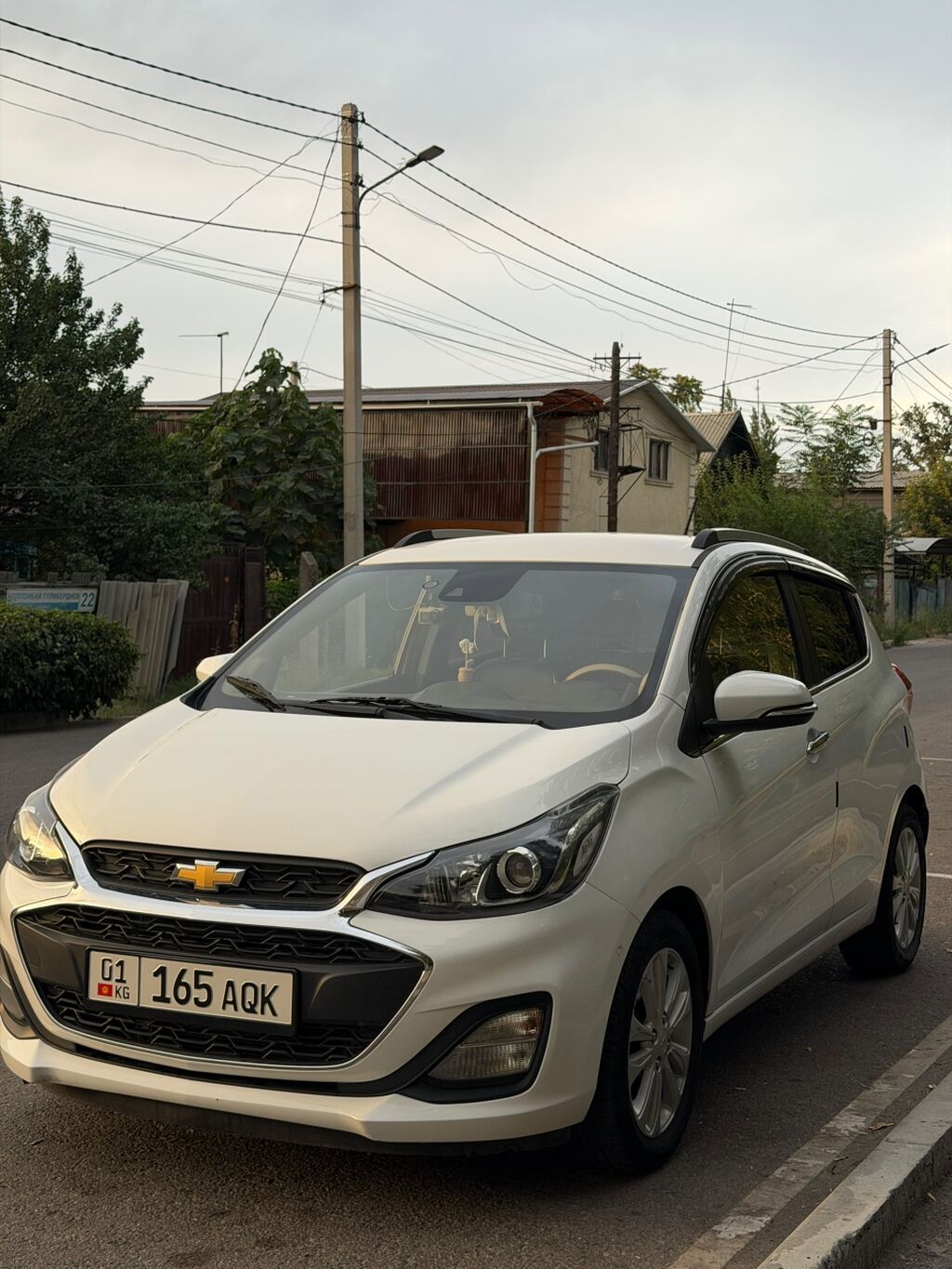 Chevrolet Spark: 2016 г., 1 л, Автомат, Бензин, Хэтчбэк: фото 2