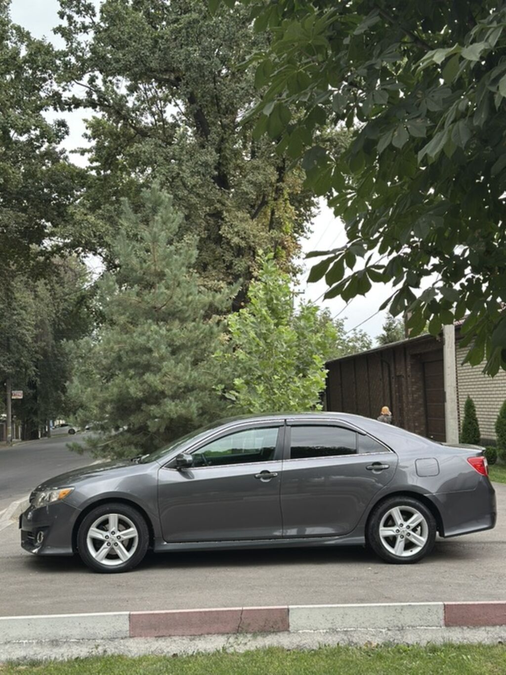 Toyota Camry: 2014 г., Газ, Седан: фото 6