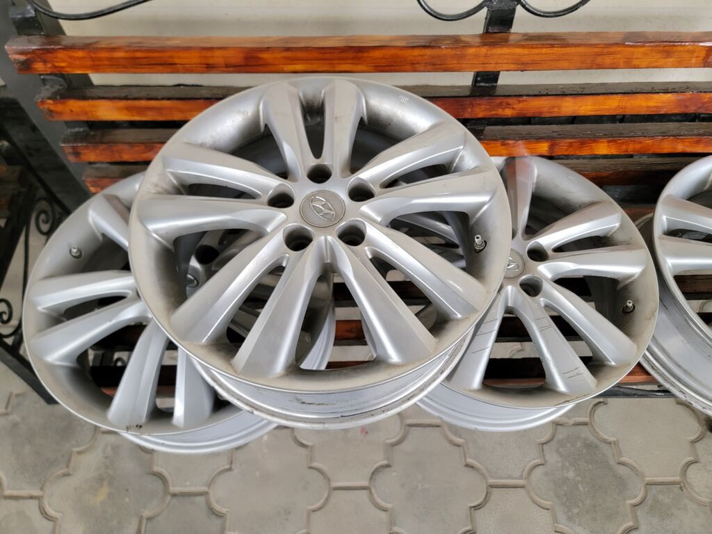 Литые Диски R 18 Hyundai, Комплект, отверстий - 5, Б/у: фото 2