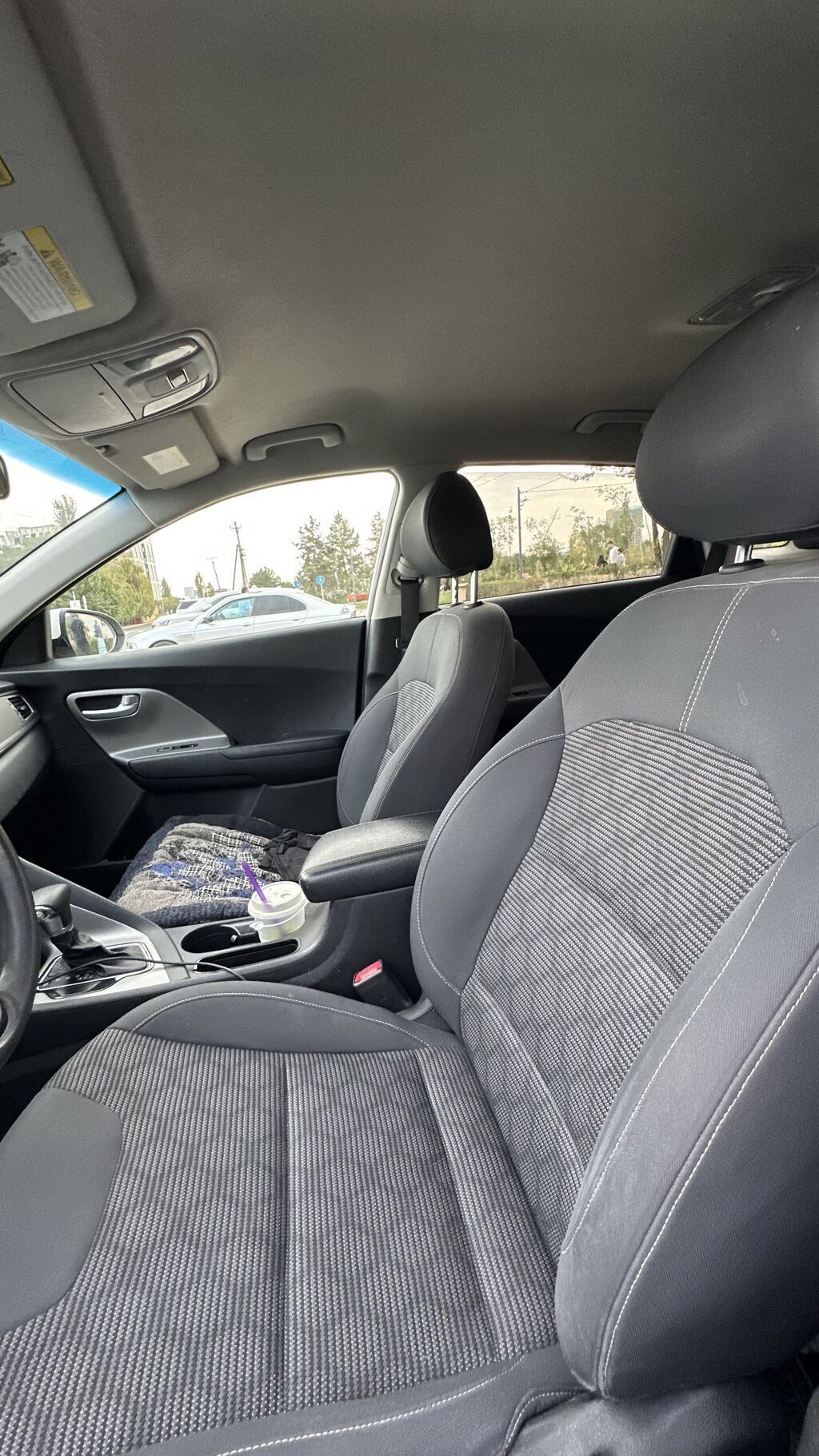 Kia Niro: 2019 г., 1.6 л, Автомат, Гибрид, Кроссовер: фото 4