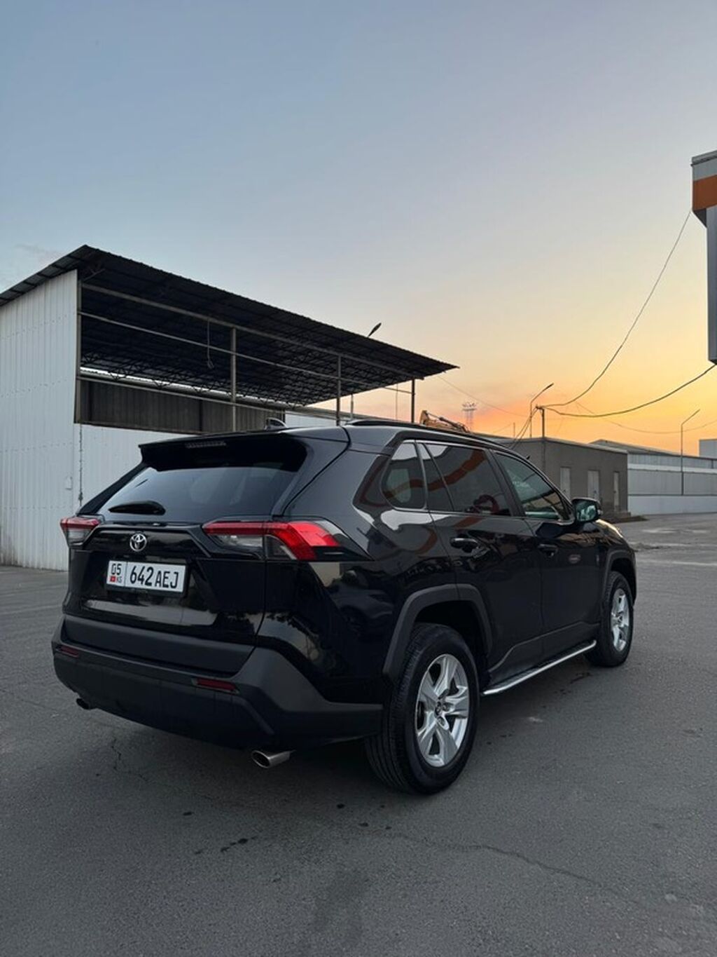 Toyota RAV4: 2020 г., 2.5 л, Автомат, Бензин, Кроссовер: фото 6