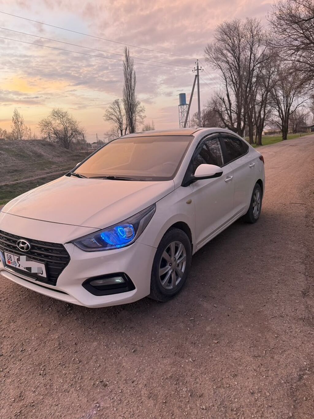 Hyundai Solaris: 2017 г., 1.4 л, Автомат, Бензин: фото 2