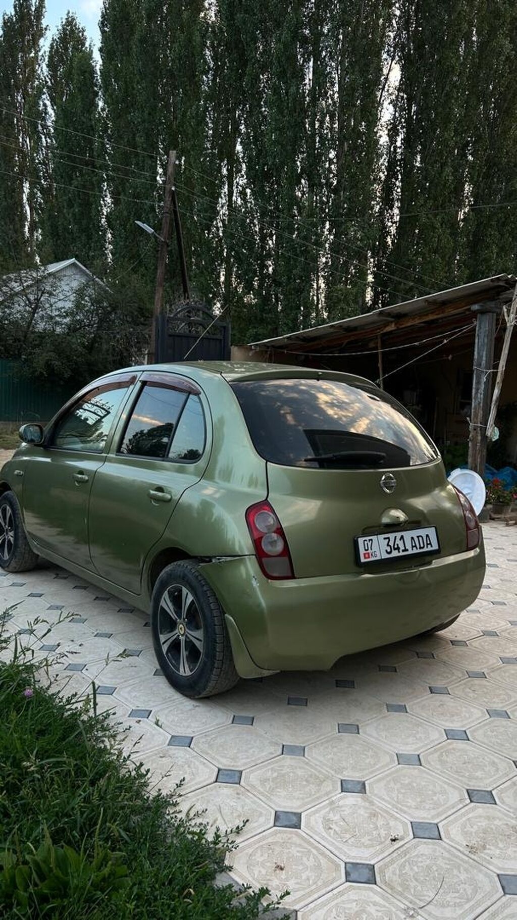 Nissan March: 2003 г., 1.3 л, Автомат, Бензин, Хэтчбэк: фото 2