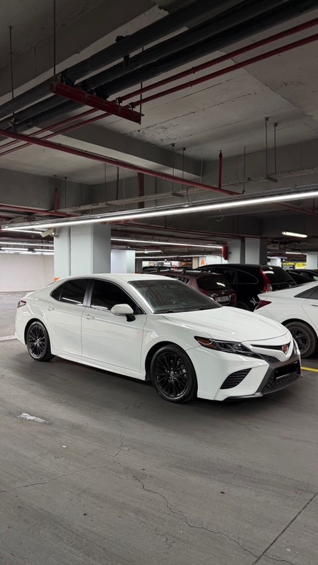 Toyota Camry: 2019 г., 2.5 л, Автомат, Бензин, Седан: фото 2