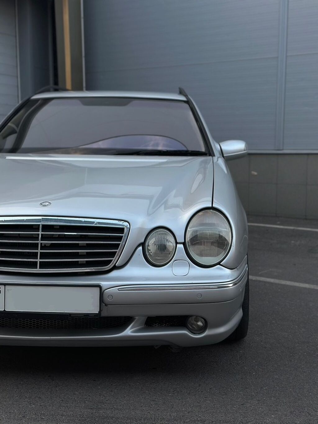 Mercedes-Benz E-Class: 2000 г., 5.5 л, Автомат, Бензин, Универсал: фото 4