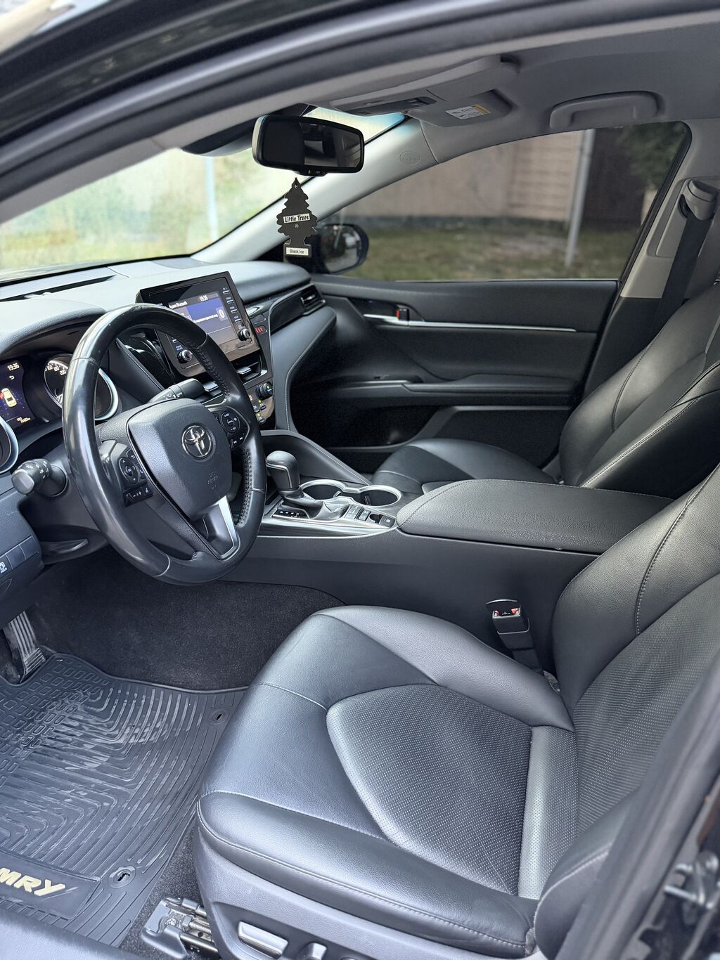 Toyota Camry: 2021 г., 2 л, Автомат, Гибрид, Седан: фото 7