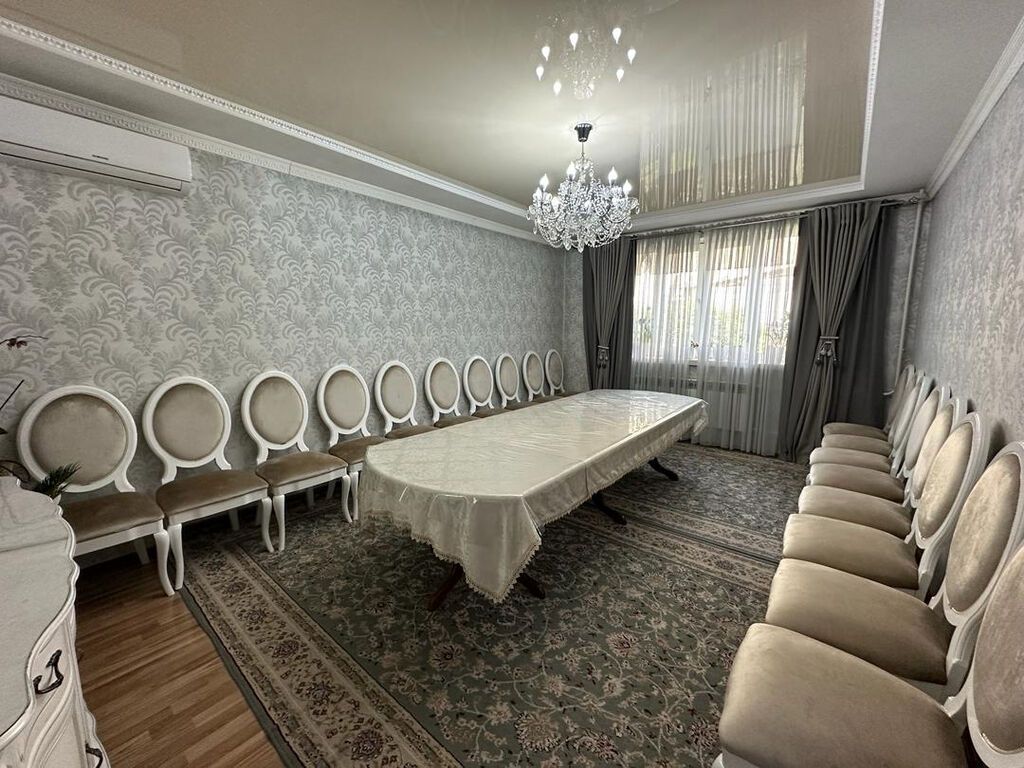 Ак-Ордо ж/м ( Ахунбаева / Каркыра ) Продается просторный дом 188м2