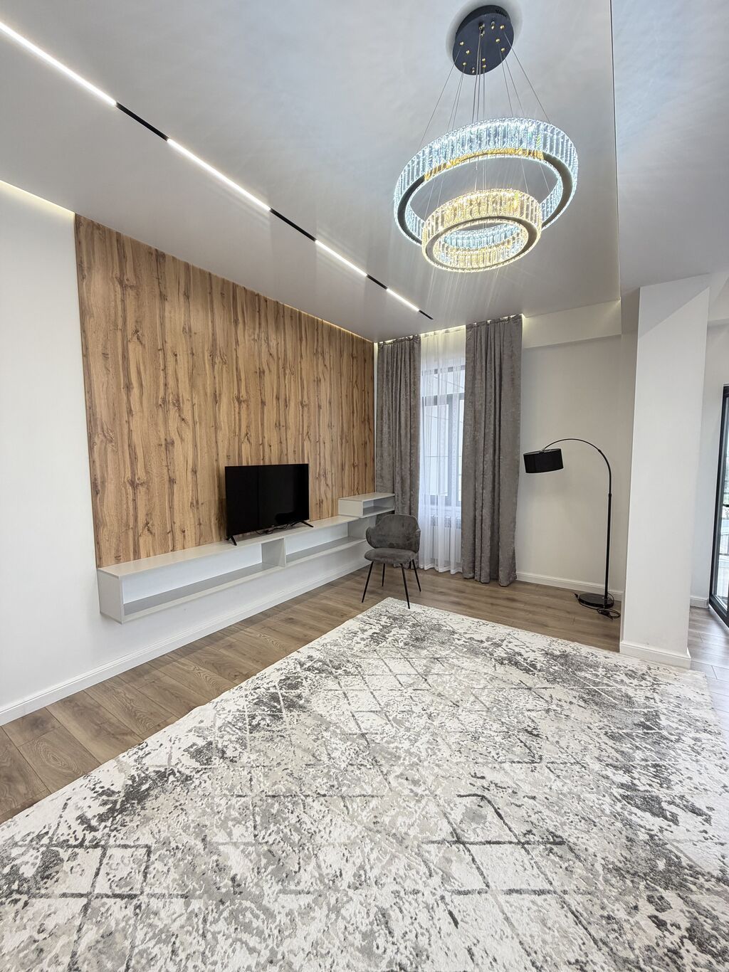 2 комнаты, 88 м², 12 мкр Элитка, 12 этаж, Дизайнерский ремонт: фото 3