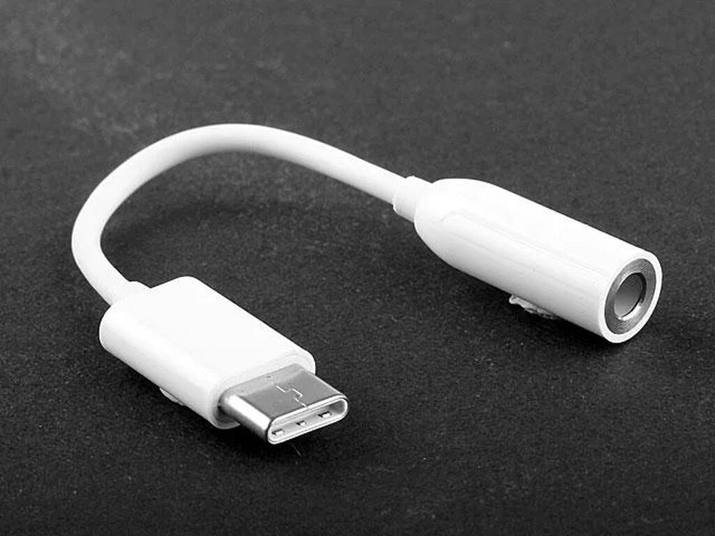 Беспроводные наушники usb type c. Переходник с Type c на аудиовыход 3.5. Переходник для самсунг s20 Fe для аукс. Type-c 3.5 ровный адаптер. Переходник тайпси на АУХ.