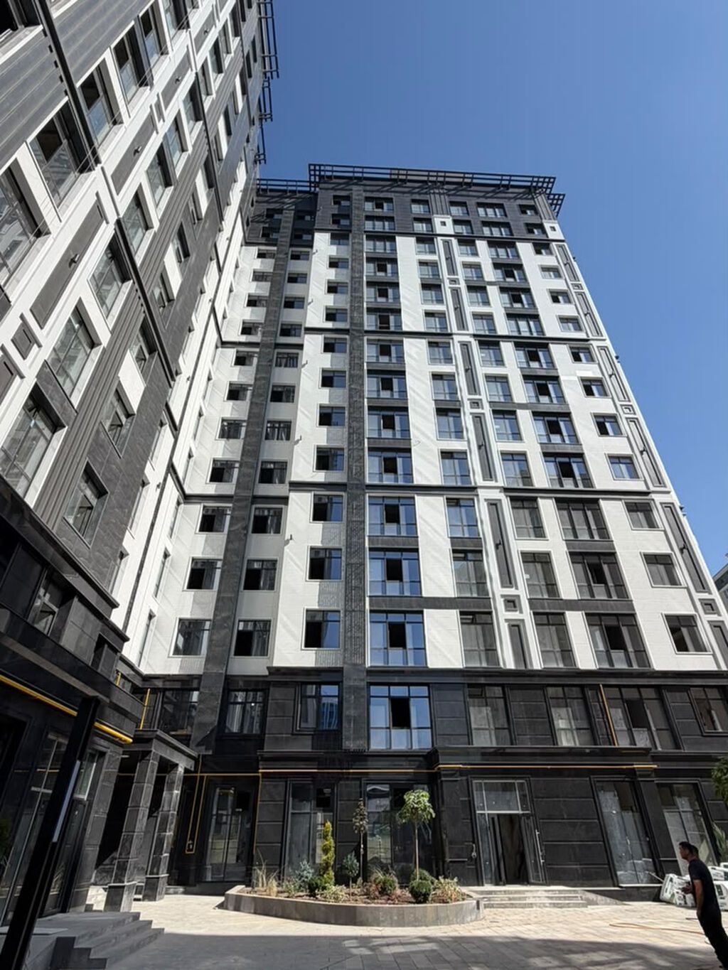 2 комнаты, 65 м², Асанбай мкр Элитка, 11 этаж, ПСО (под самоотделку): фото 2