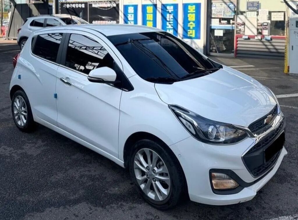 Chevrolet Spark: 2018 г., 1 л, Вариатор, Бензин, Хэтчбэк: фото 1