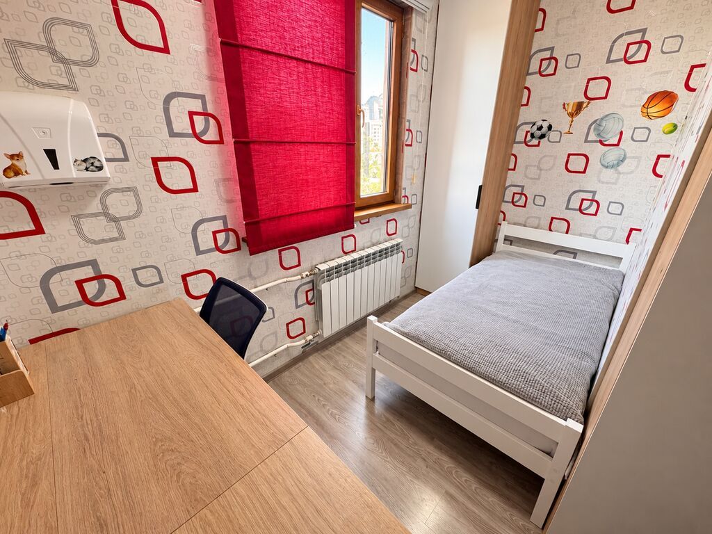 4 комнаты, 81 м², Дордой Плаза ТРЦ 105 серия, 6 этаж, Евроремонт: фото 6