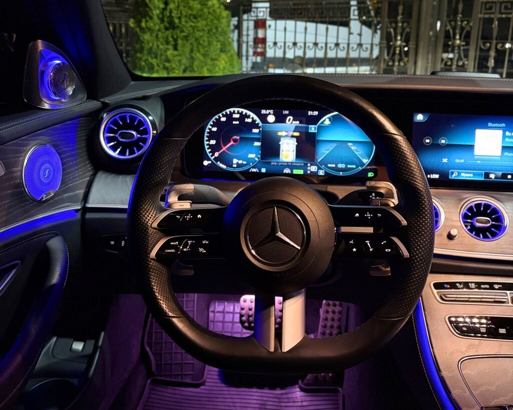 Mercedes-Benz E-Class: 2022 г., 2 л, Автомат, Бензин, Седан: фото 6