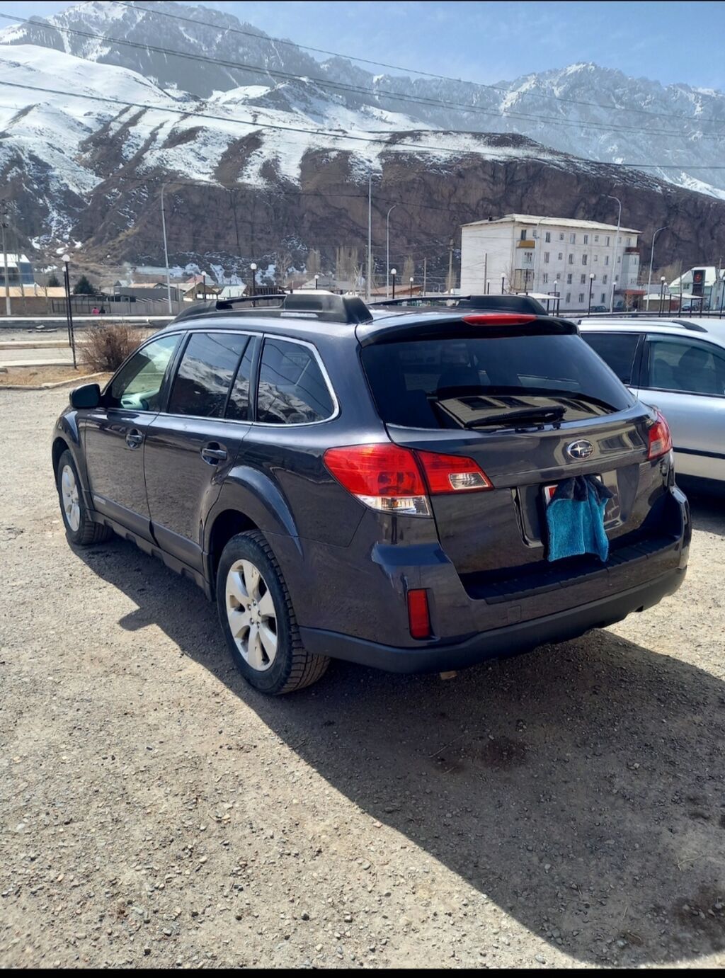 Subaru Outback: 2010 г., 2.5 л, Вариатор, Бензин, Кроссовер: фото 3
