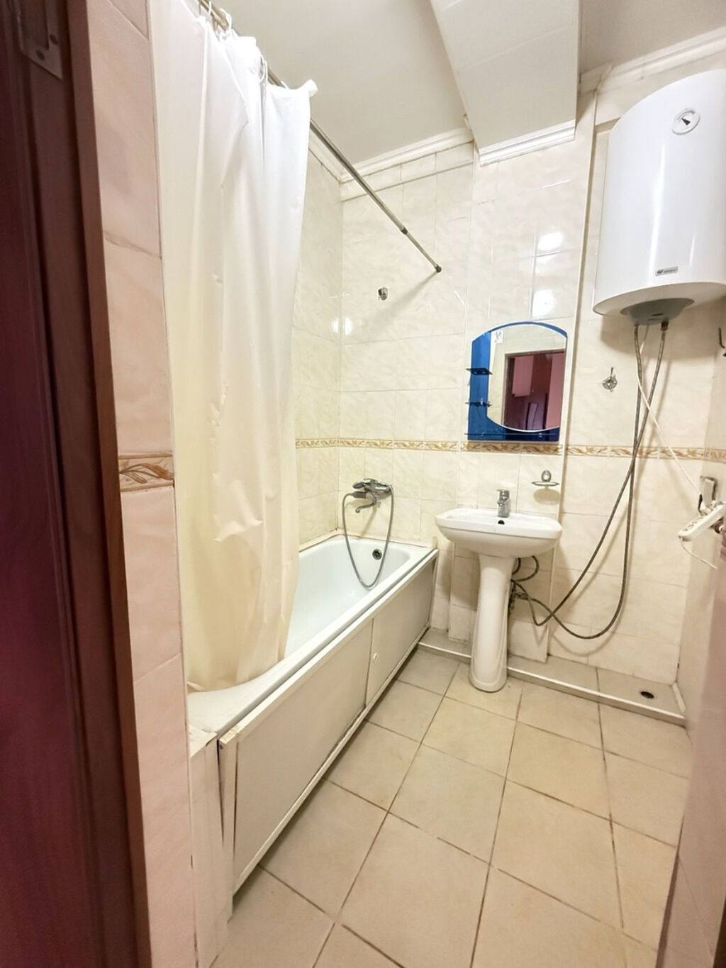 3 комнаты, 95 м², Элитка, 9 этаж, Старый ремонт: фото 7