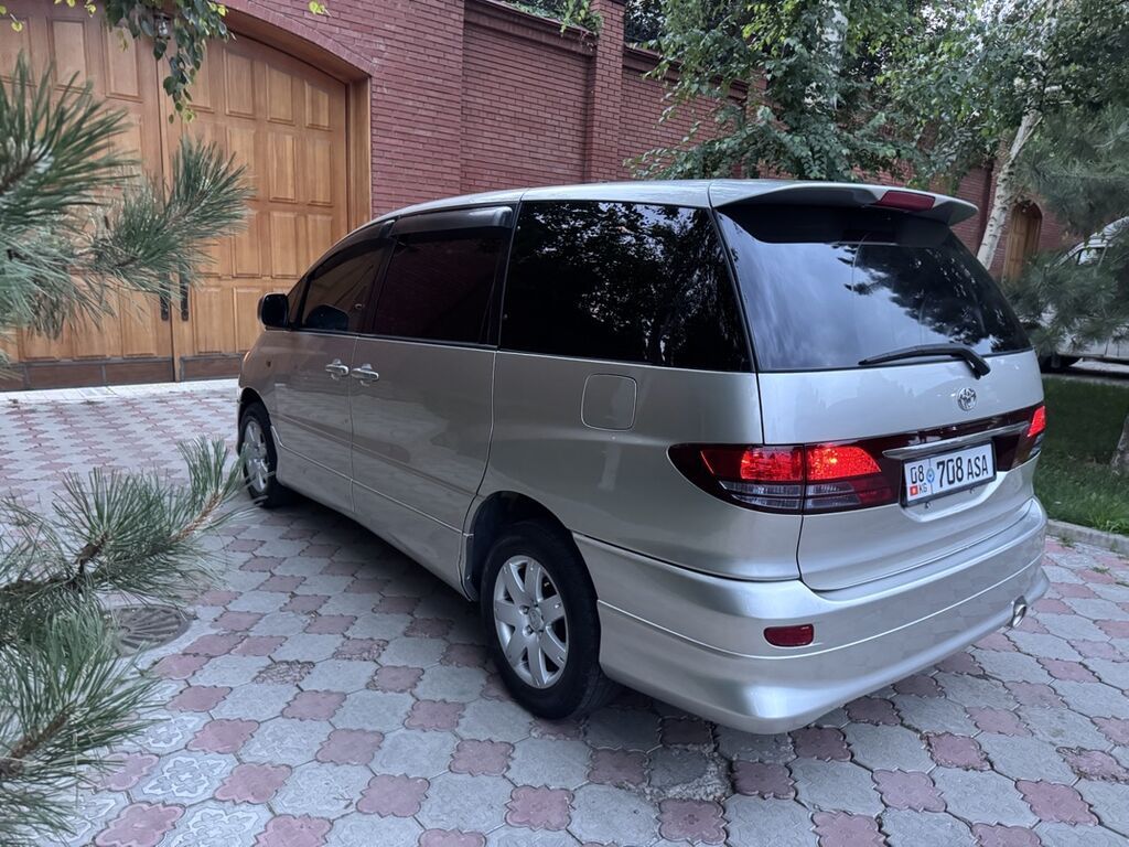 Toyota Estima: 2002 г., 3 л, Автомат, Бензин, Минивэн: фото 5
