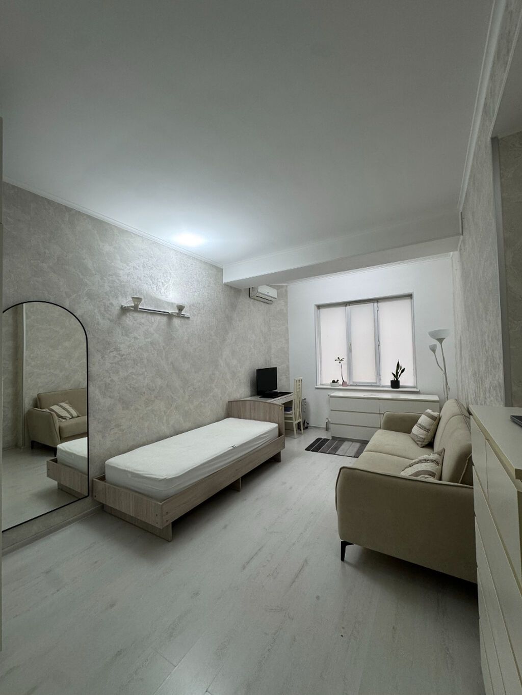 1 комната, 46 м², Золотой квадрат Элитка, 4 этаж, Свежий ремонт: фото 5