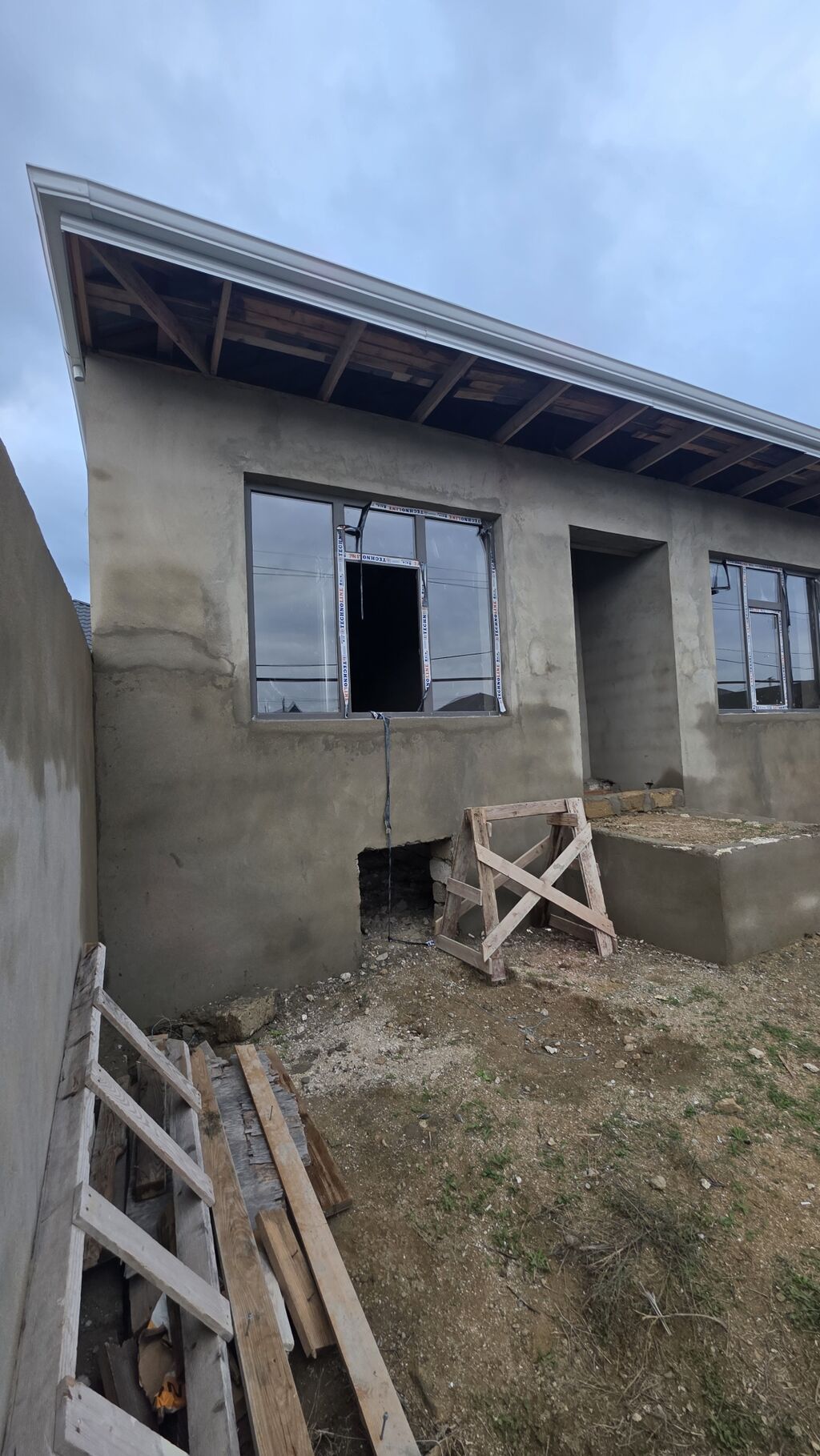 4 otaqlı, 124 kv. m, Kredit yoxdur, Təmirsiz