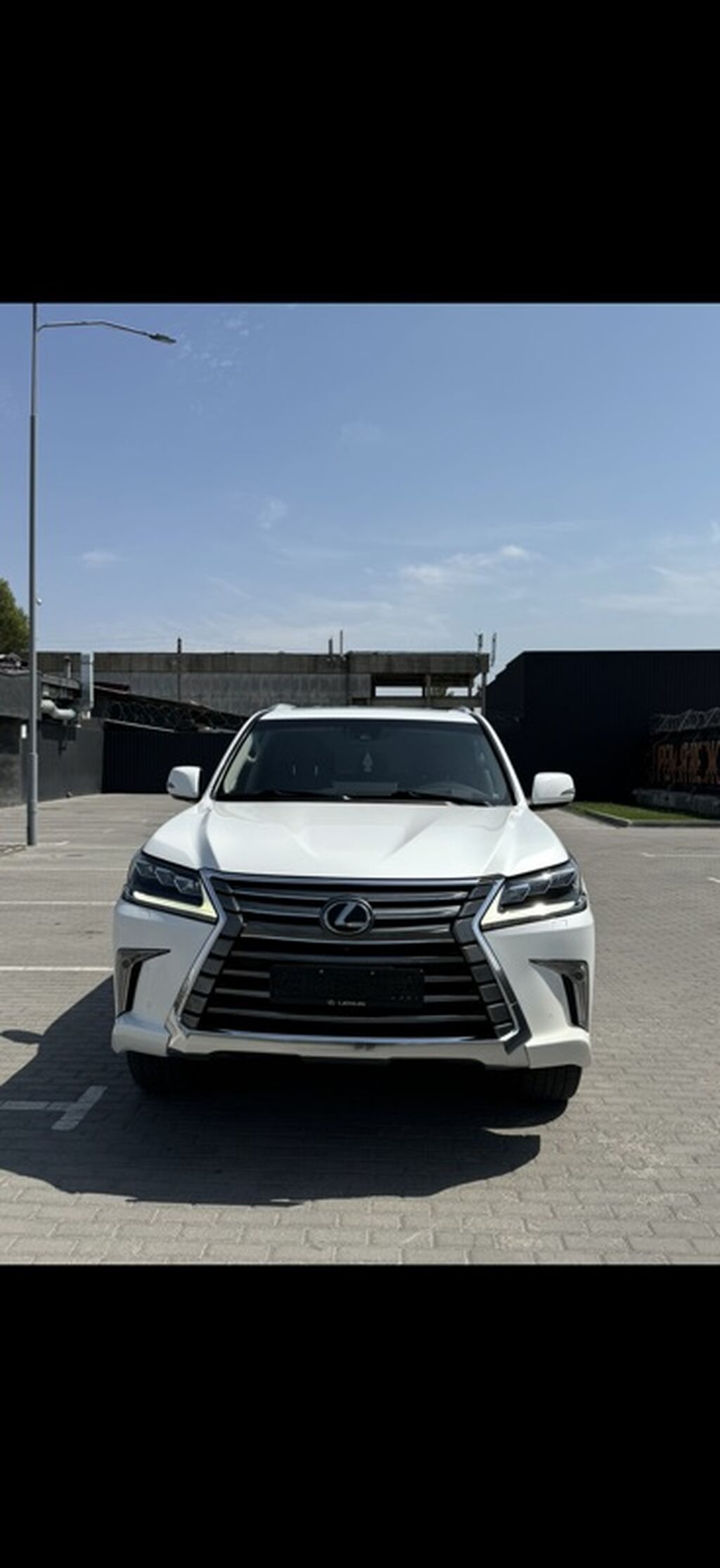 Lexus LX: 2017 г., 5.7 л, Автомат, Бензин, Внедорожник: фото 5