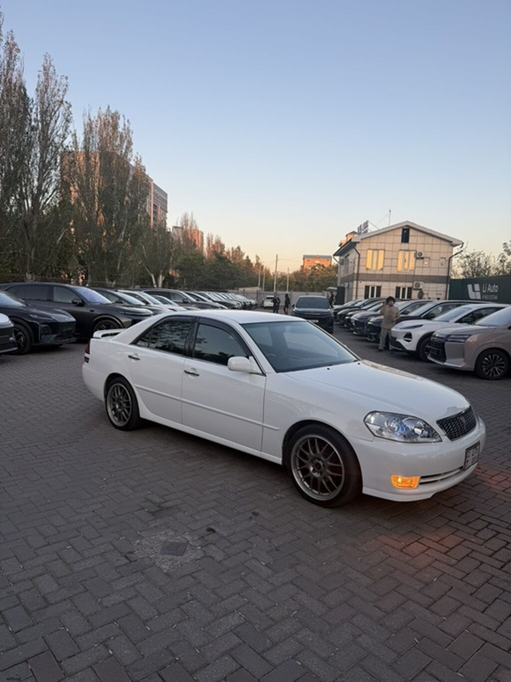 Toyota Mark II: 2004 г., 2.5 л, Автомат, Бензин, Седан: фото 3