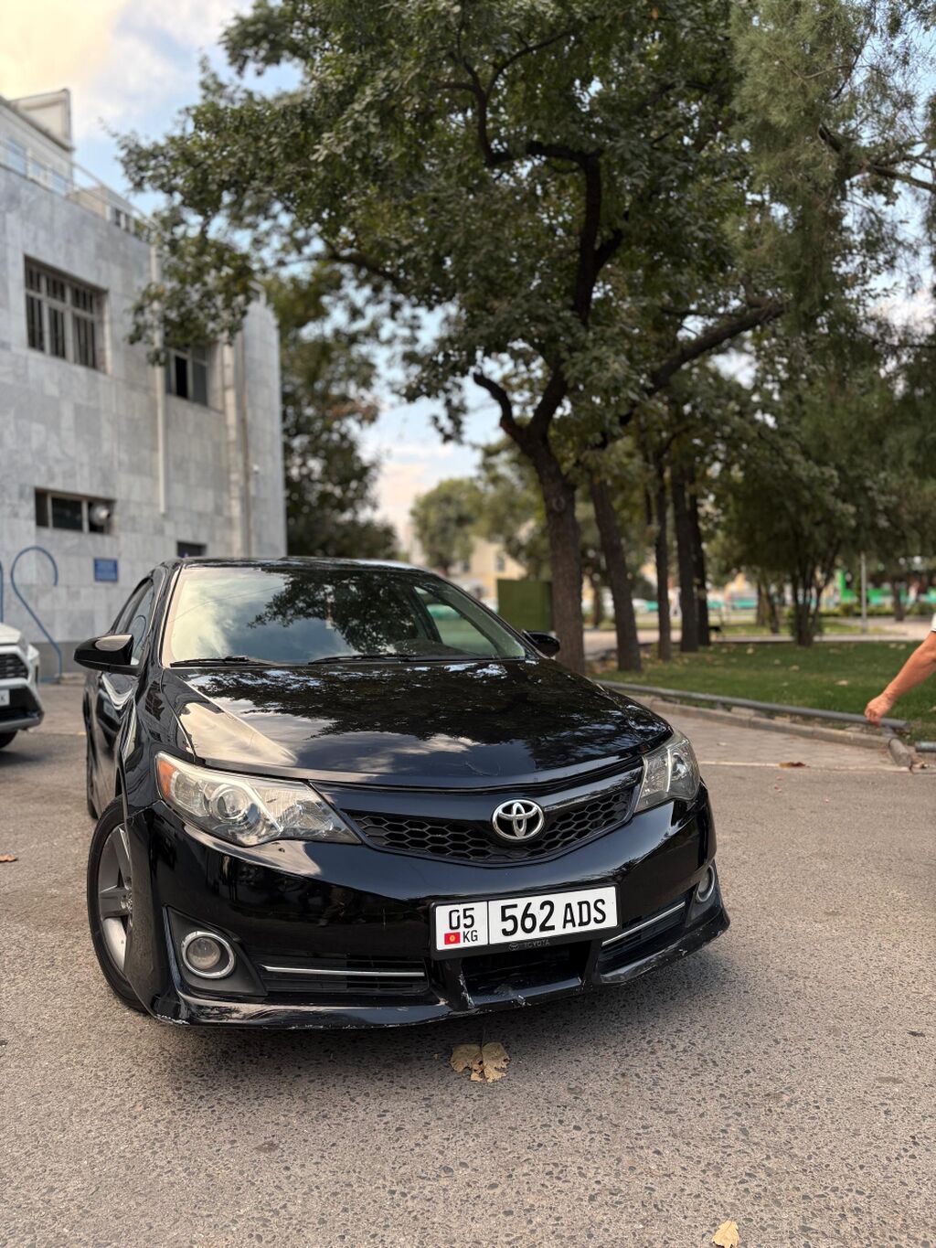 Toyota Camry: 2014 г., 2.5 л, Автомат, Бензин, Седан: фото 1