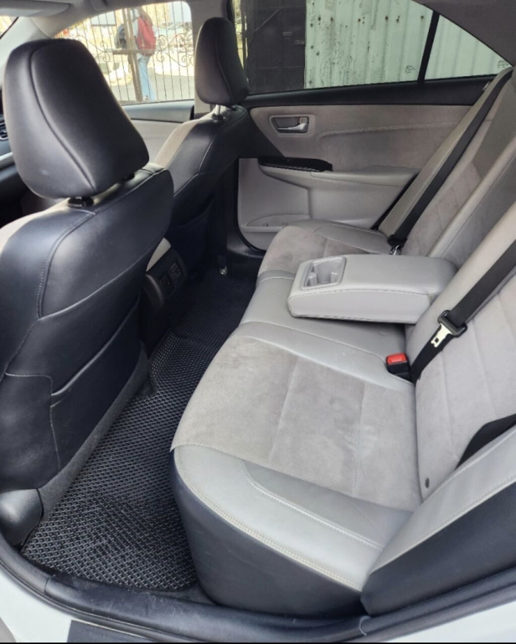 Toyota Camry: 2017 г., 2 л, Автомат, Бензин, Седан: фото 4