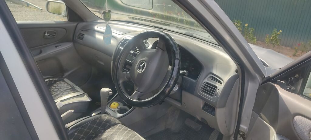 Mazda Capella: 2002 г., 1.8 л, Автомат, Универсал: фото 7