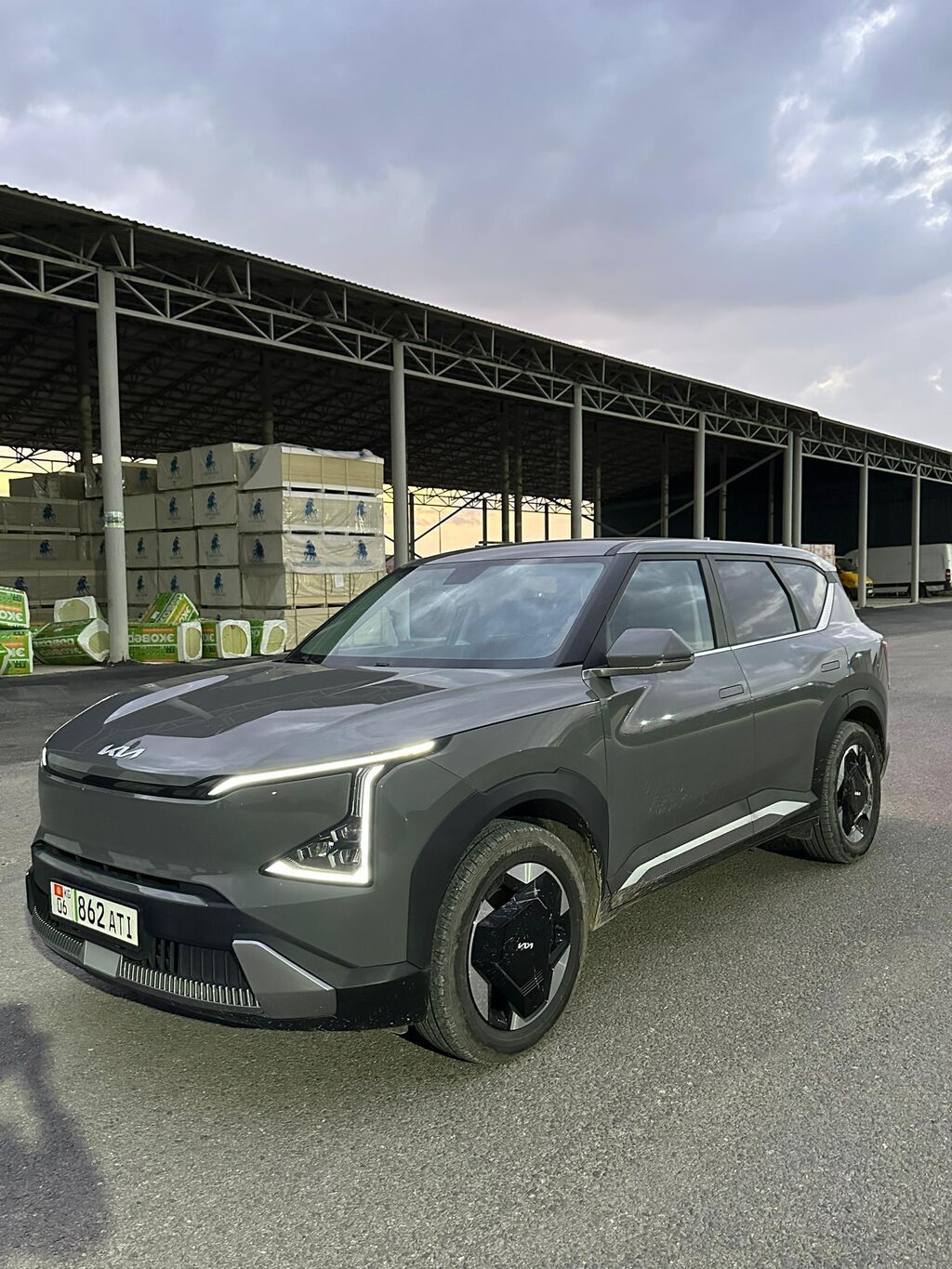 Kia EV5: 2024 г., 0.1 л, Автомат, Электромобиль, Внедорожник: фото 3