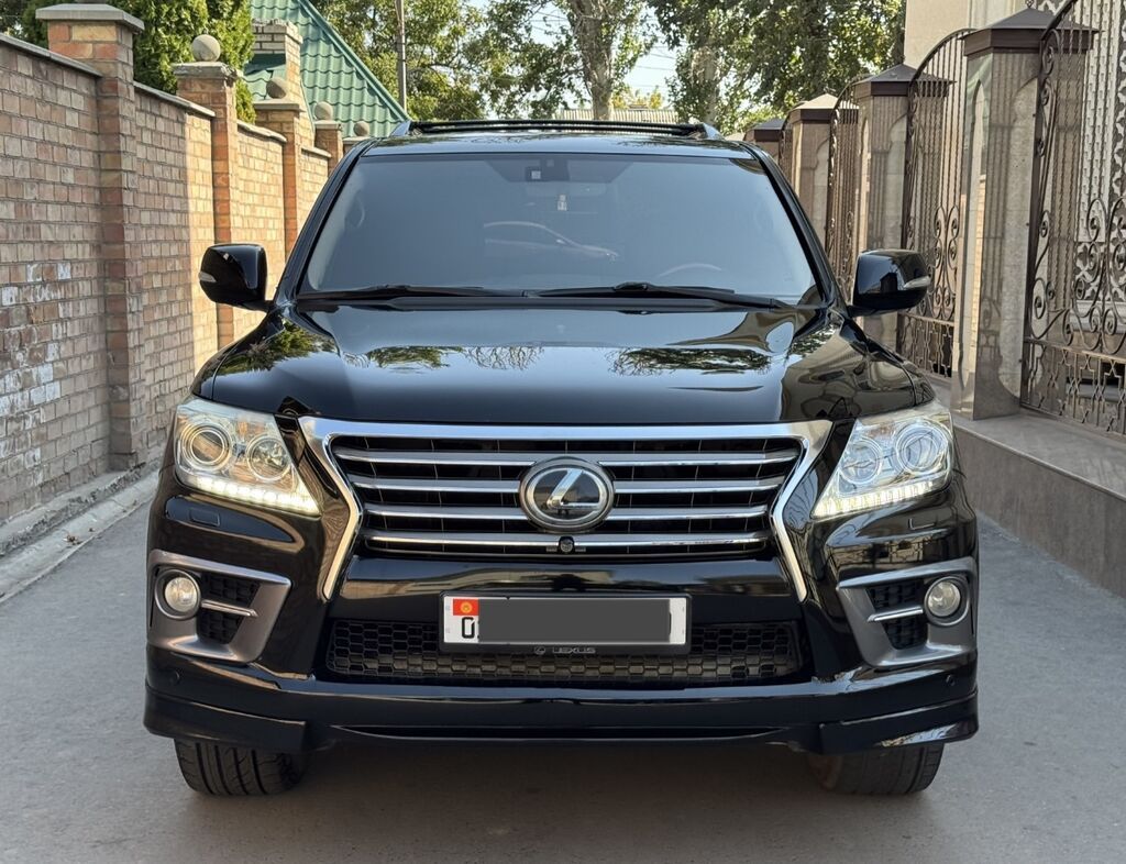 Lexus LX: 2013 г., 5.7 л, Автомат, Газ, Внедорожник: фото 1