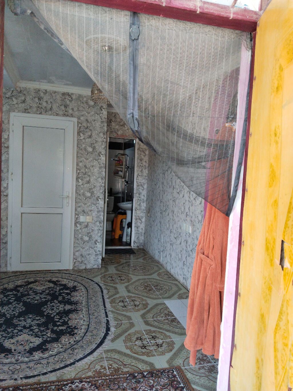 3 otaqlı, 120 kv. m, Kredit yoxdur, Orta təmir