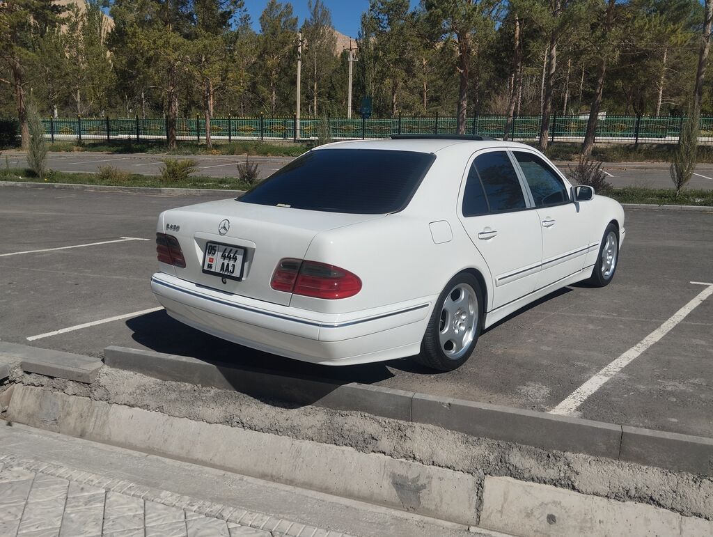 Mercedes-Benz E-Class: 2000 г., 4.3 л, Автомат, Бензин, Седан: фото 5