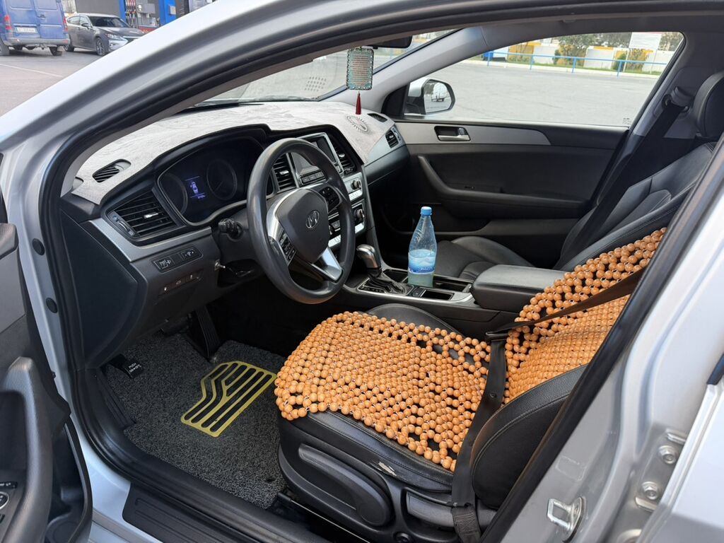 Hyundai Sonata: 2019 г., 2 л, Автомат, Газ, Седан: фото 8
