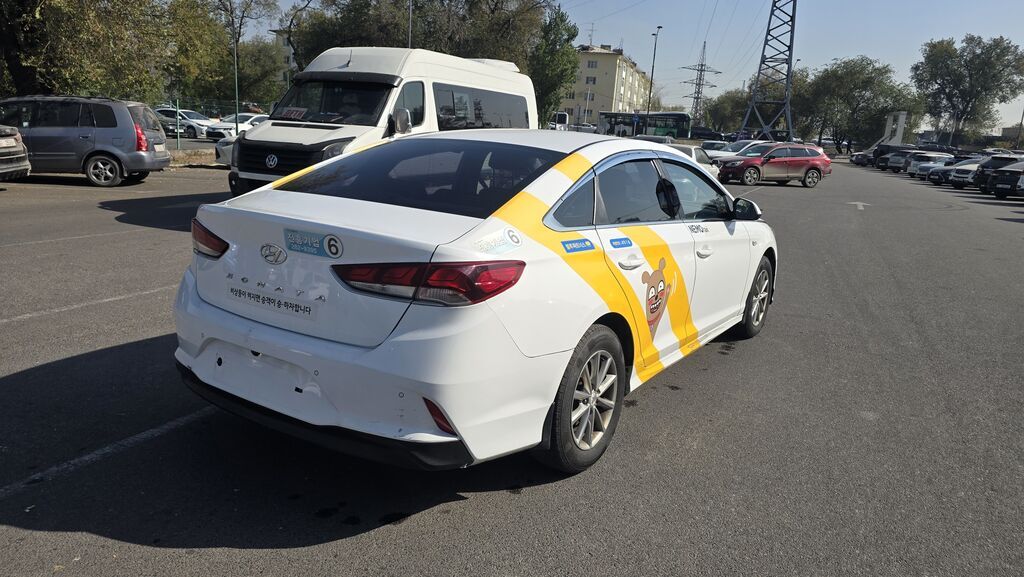 Hyundai Sonata: 2019 г., 2 л, Автомат, Газ, Седан: фото 6