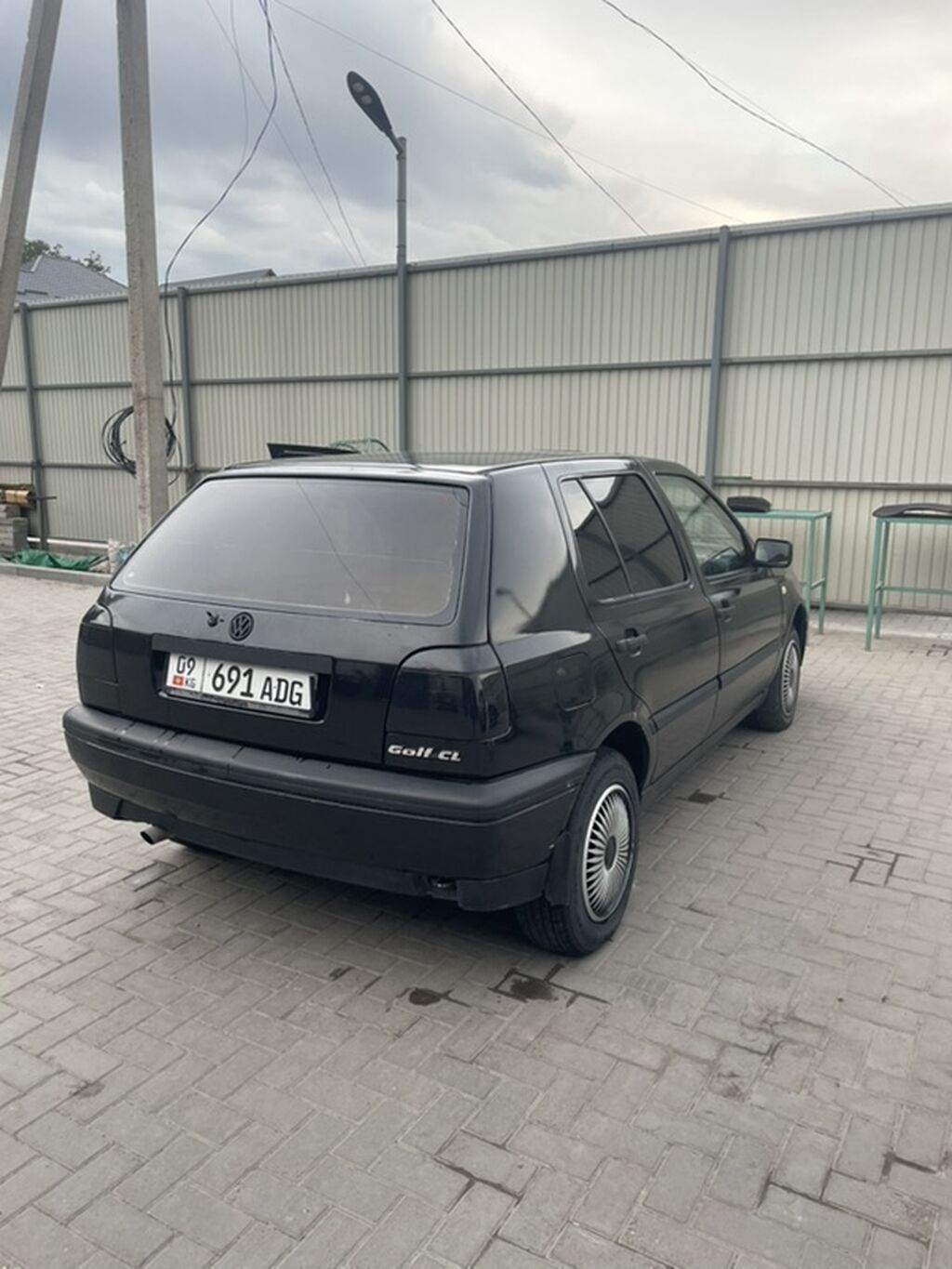Volkswagen Golf: 1991 г., 1.8 л, Механика, Бензин, Хэтчбэк: фото 3