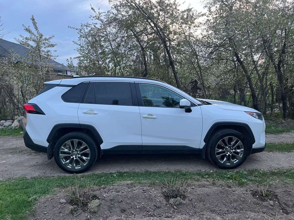 Toyota RAV4: 2020 г., 2.5 л, Автомат, Бензин, Кроссовер: фото 6