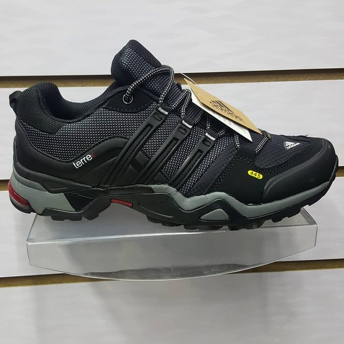 adidas terrex 445