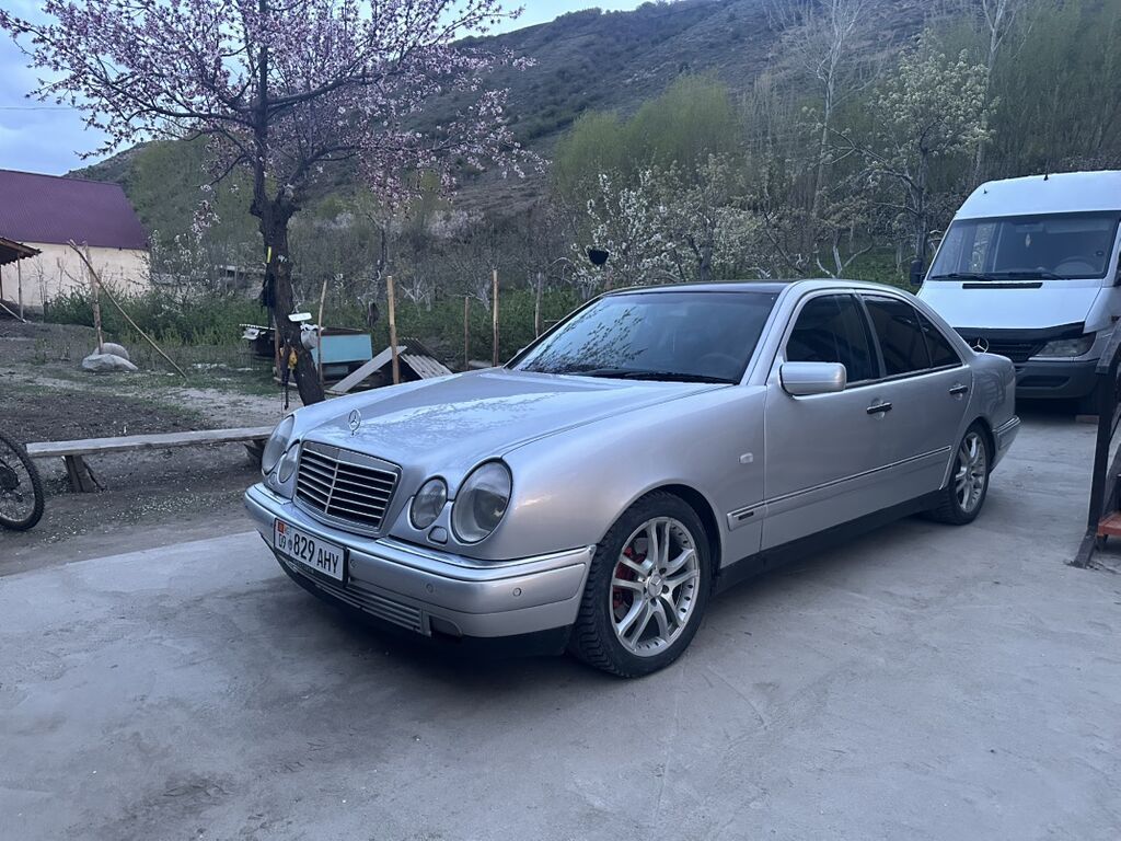 Mercedes-Benz E-Class: 1998 г., 2.8 л, Автомат, Бензин, Седан: фото 8