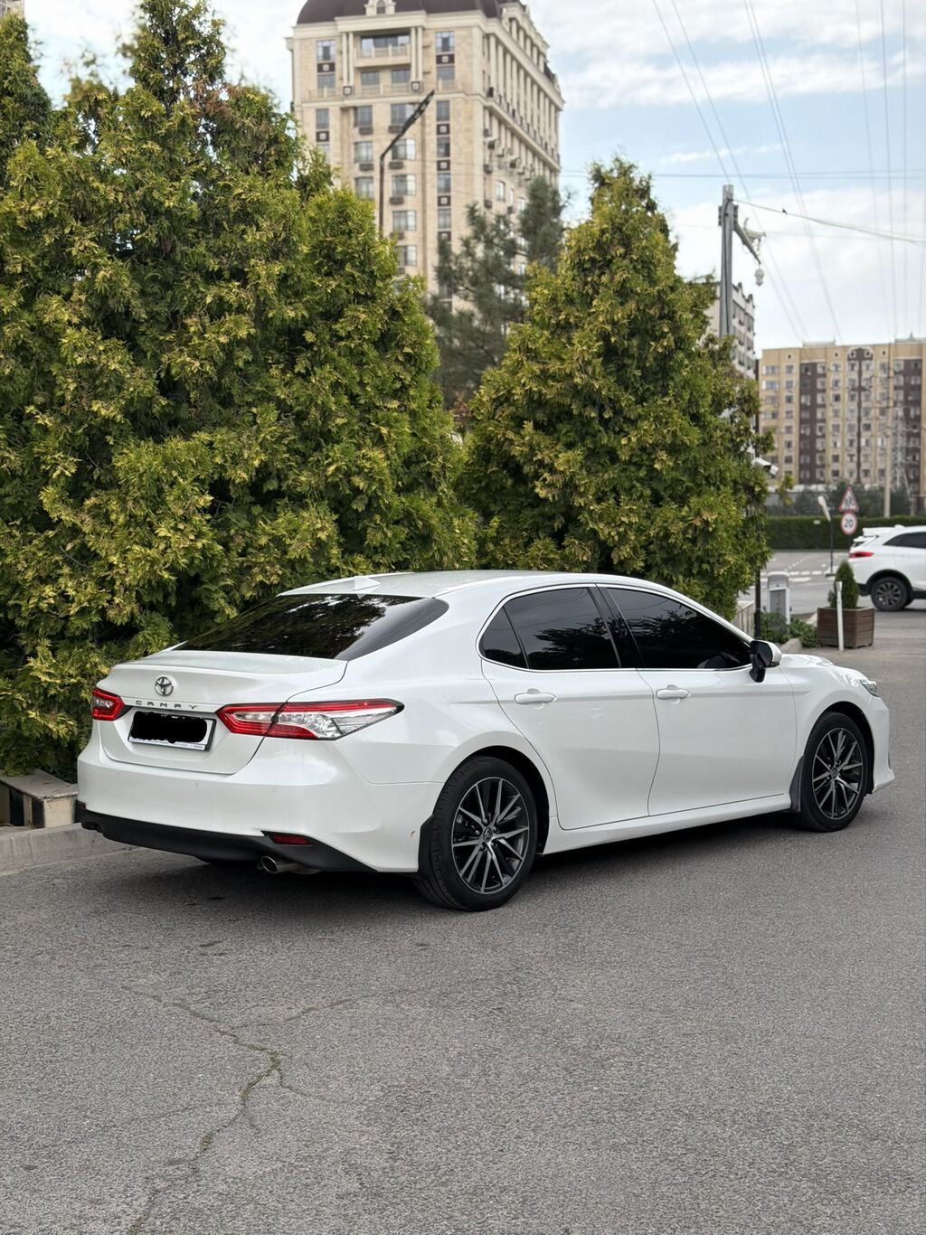 Toyota Camry: 2021 г., 2.5 л, Автомат, Бензин, Седан: фото 6