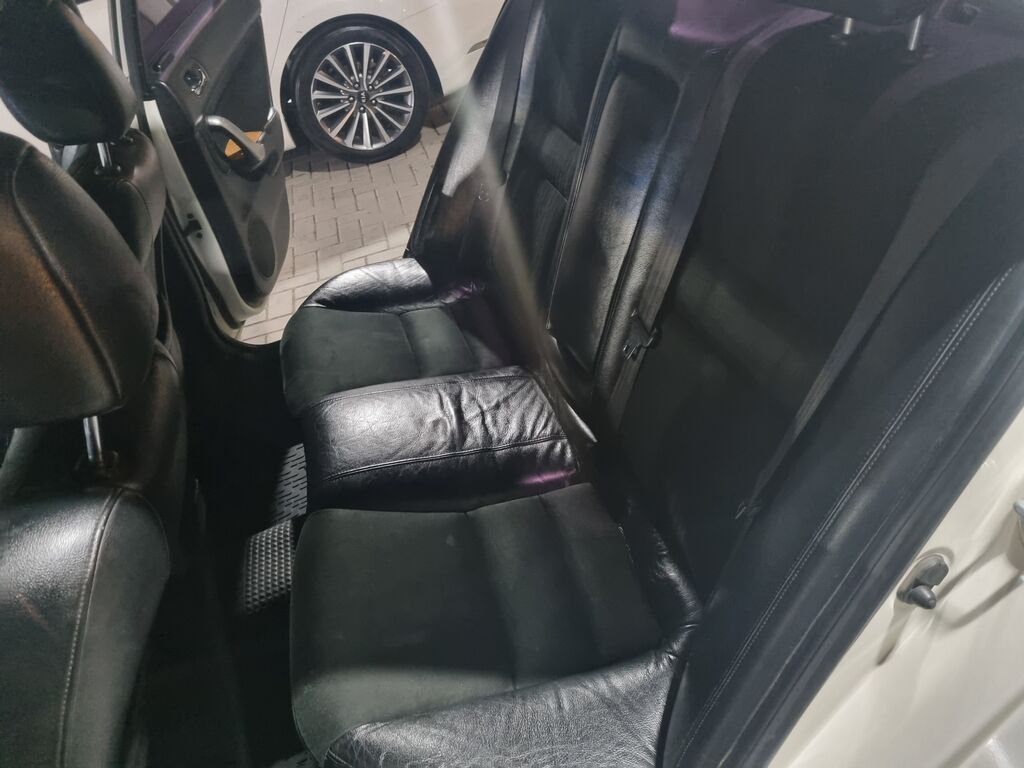 Honda Accord: 2003 г., 2 л, Автомат, Бензин, Седан — фото 6