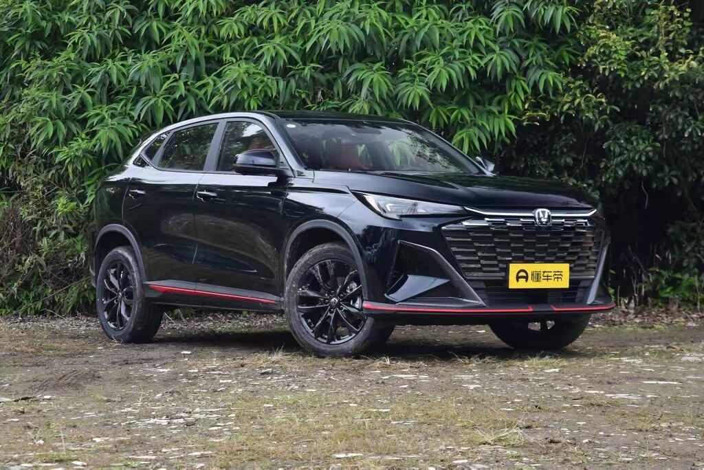 Changan X5 Plus: 2026 г., 1.5 л, Робот, Бензин, Кроссовер: фото 2