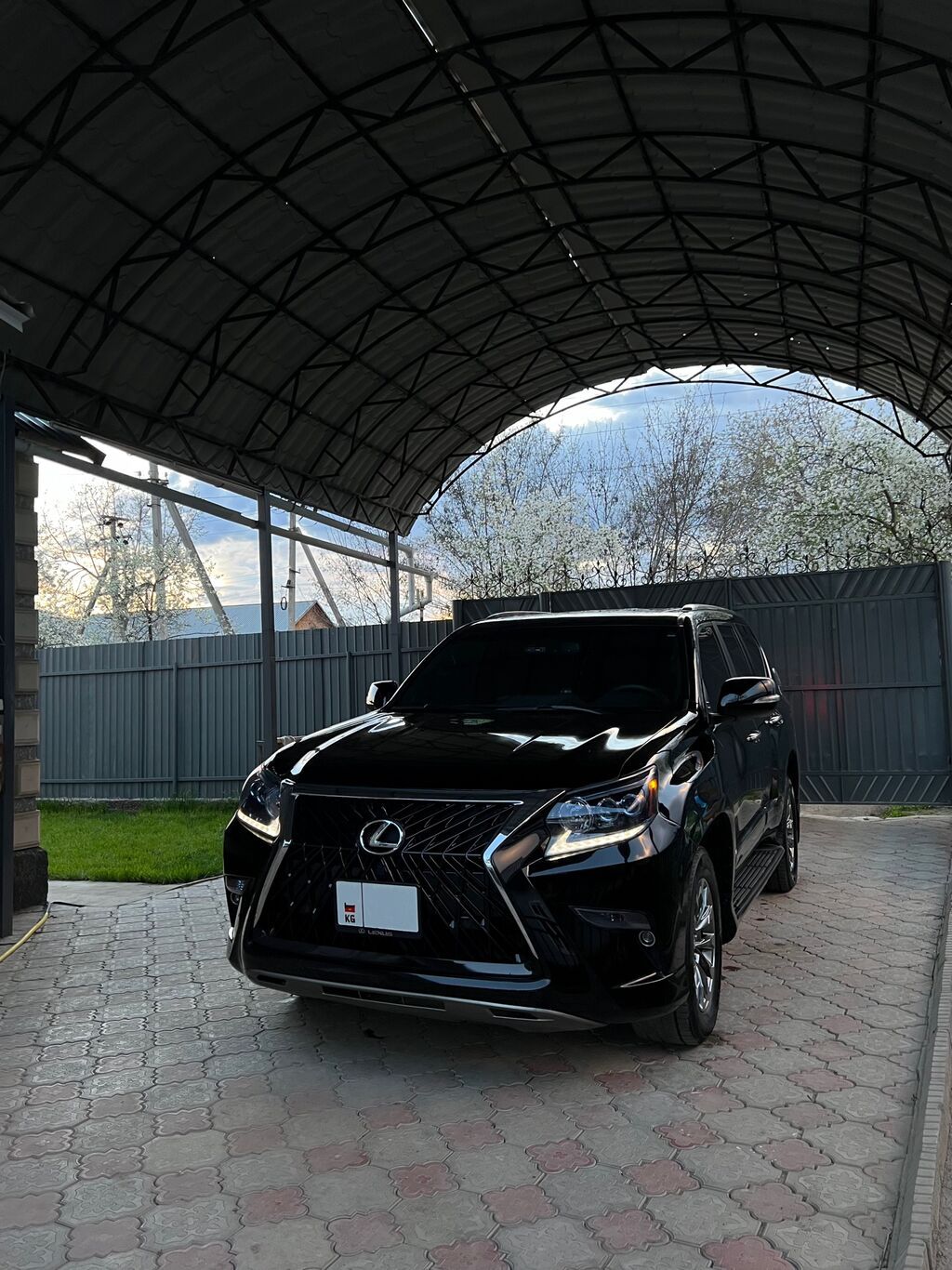 Lexus GX: 2018 г., 4.6 л, Бензин, Внедорожник: фото 8