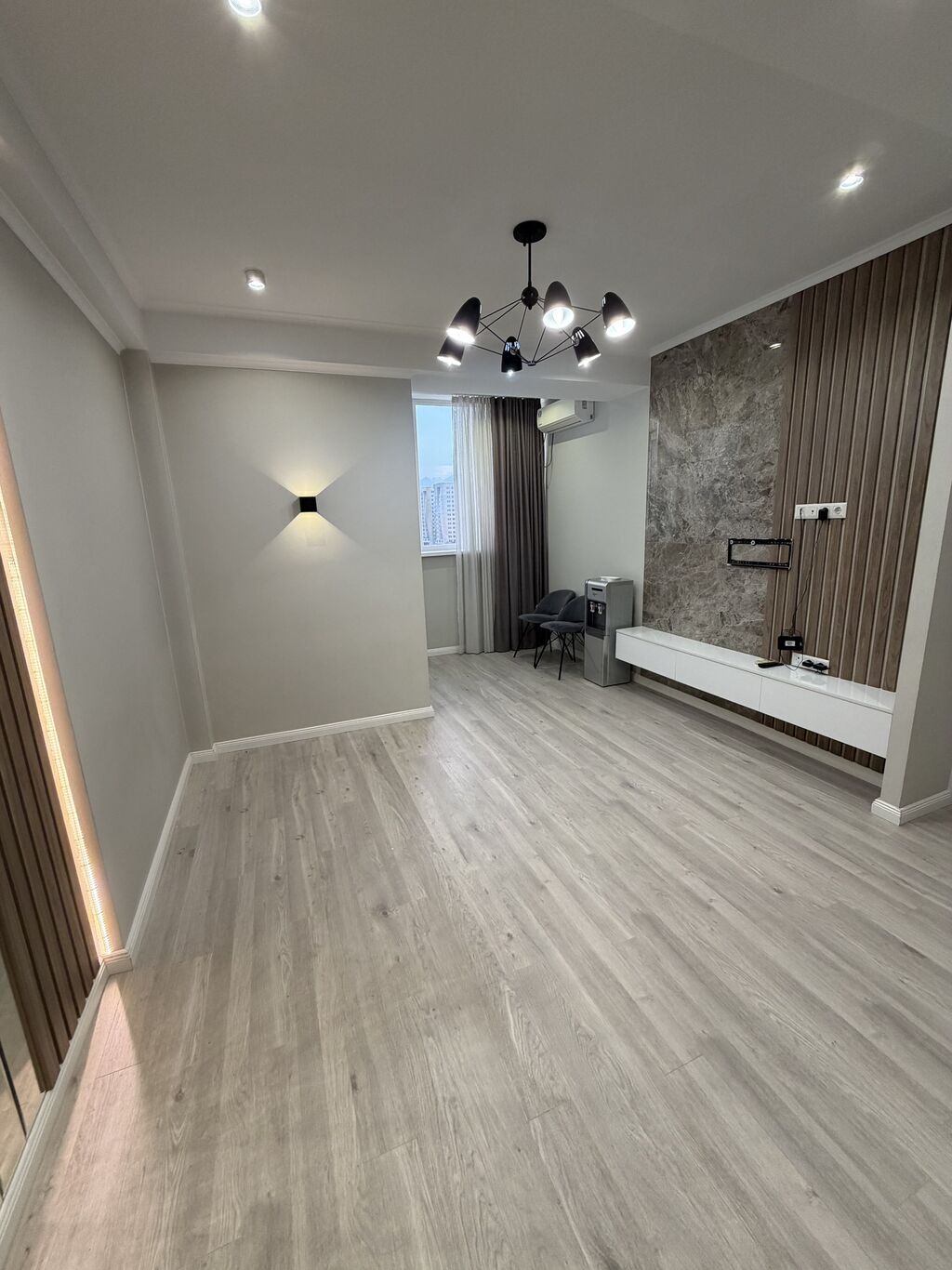 2 комнаты, 38 м², Элитка, 13 этаж, Дизайнерский ремонт: фото 3