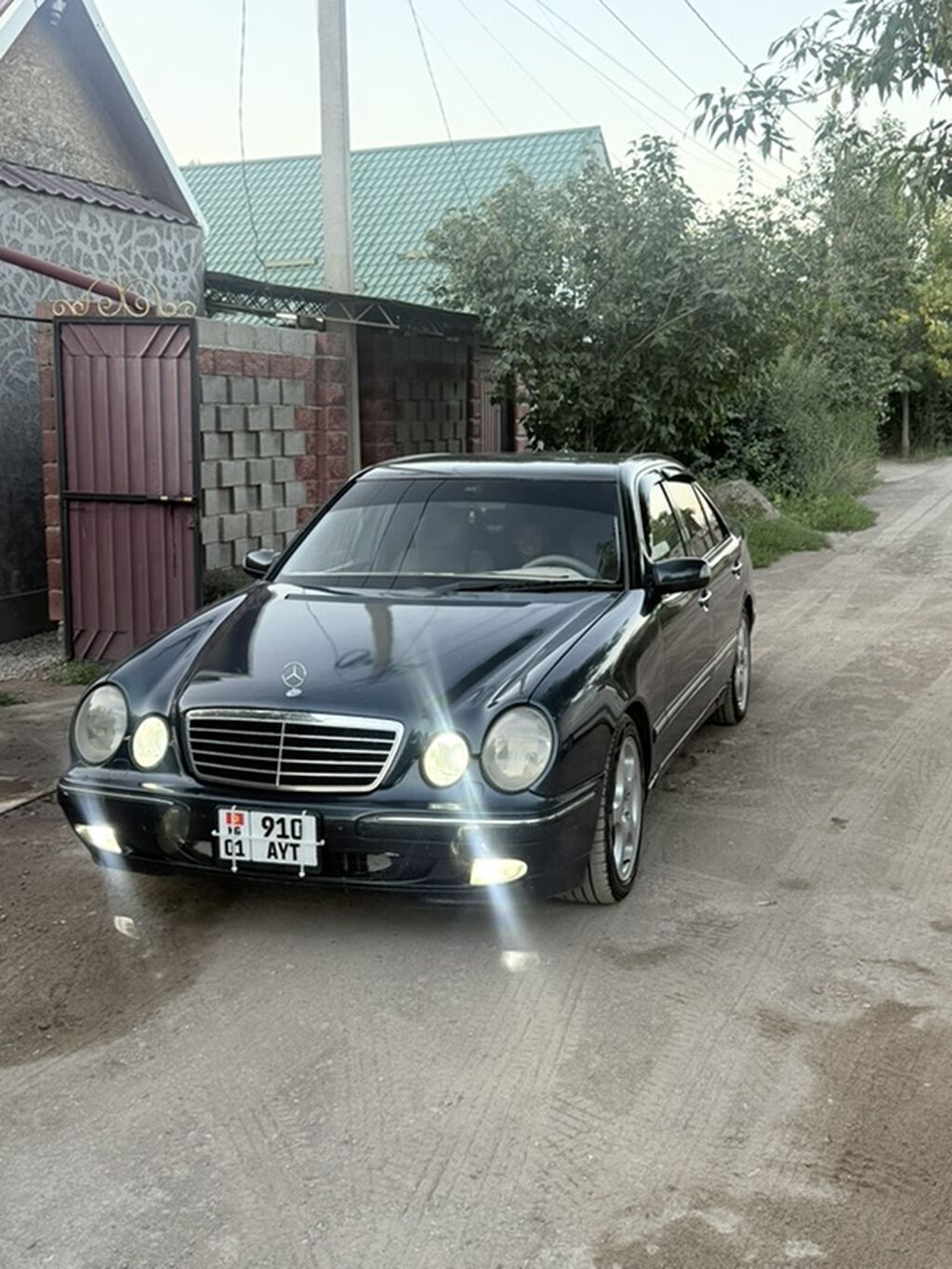 Mercedes-Benz E-Class: 2000 г., 3.2 л, Автомат, Бензин, Седан: фото 2